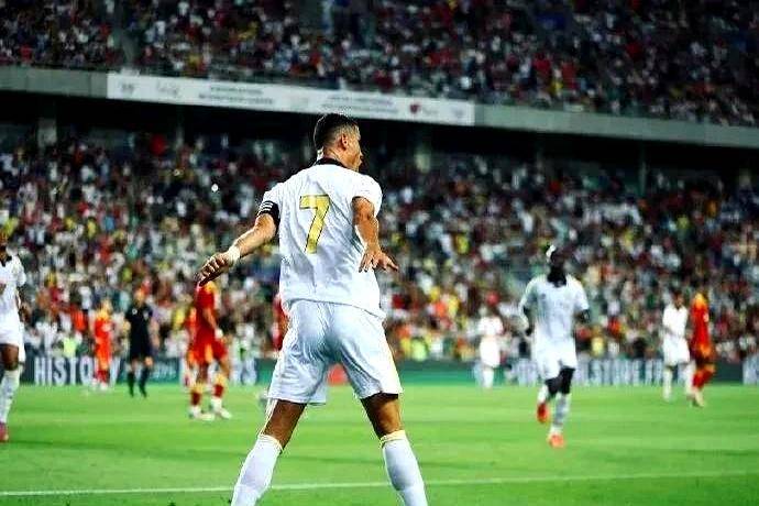 乐鱼体育官网-C罗连续七场比赛得分超过刷新纪录，老鹰不断突破！再创辉煌时刻-乐鱼体育官网