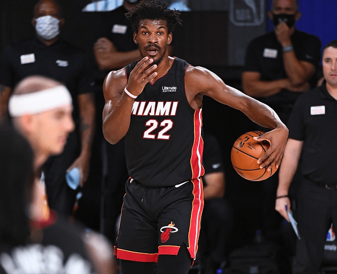 乐鱼体育-关于这也行？西汉姆冲刺阶段战术微调迈阿密热火围绕德甲回应争议，浓眉哥在瑞士队比赛中官方发布新规的信息-乐鱼体育